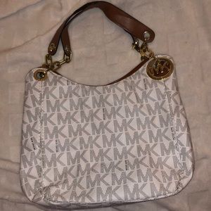 🤍💛MICHAEL KORS PURSE 💛🤍